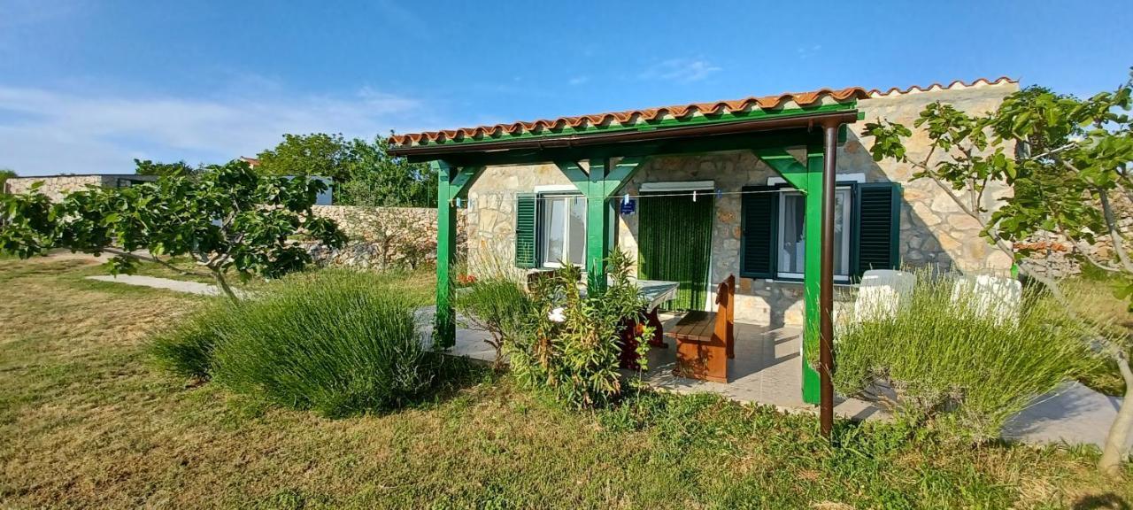 Krcina Holiday Home Cres Exterior photo