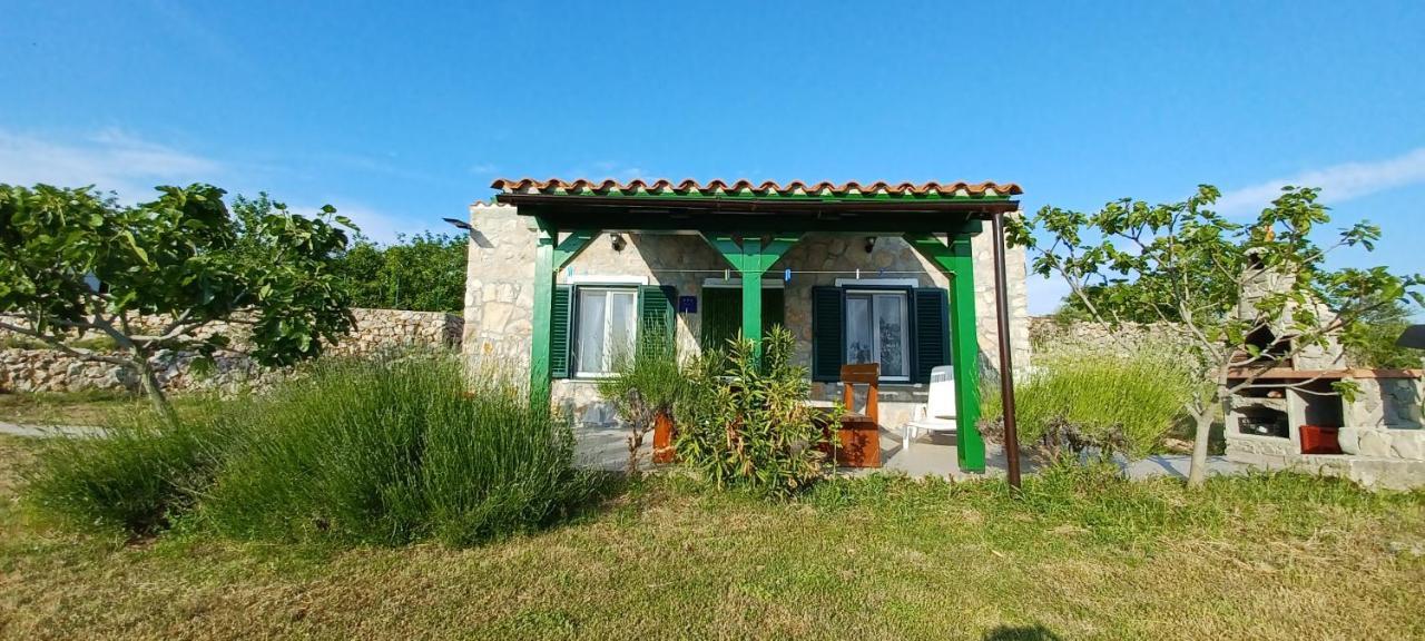 Krcina Holiday Home Cres Exterior photo