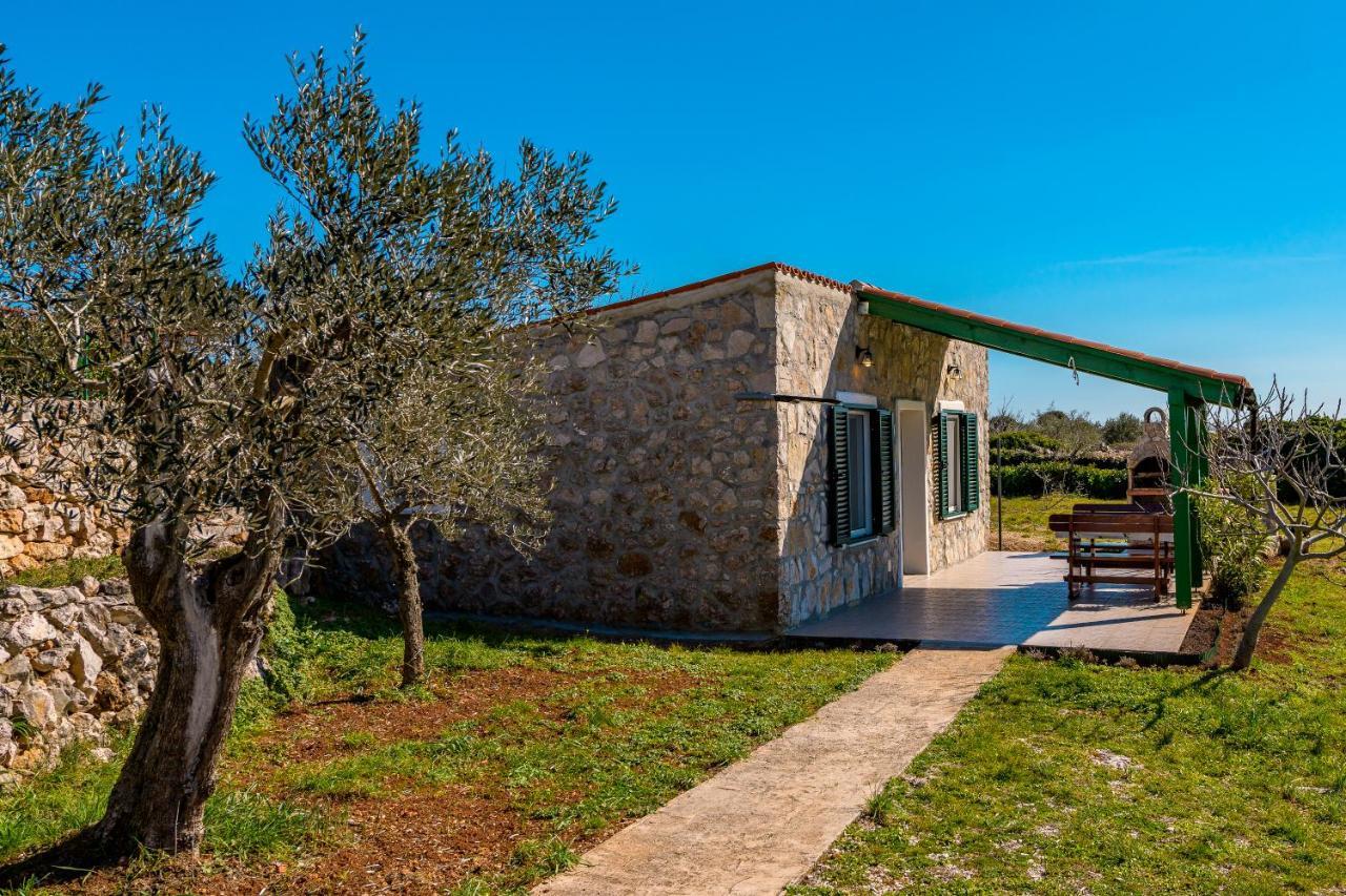 Krcina Holiday Home Cres Exterior photo